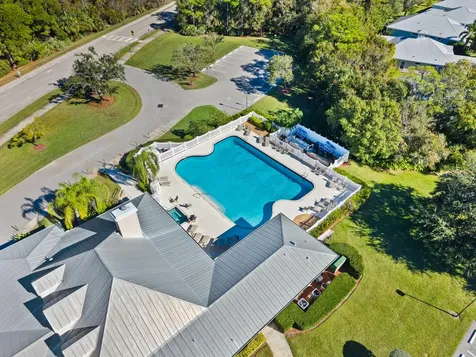 624 Ne Bent Paddle Lane Port Saint Lucie FL 34983
