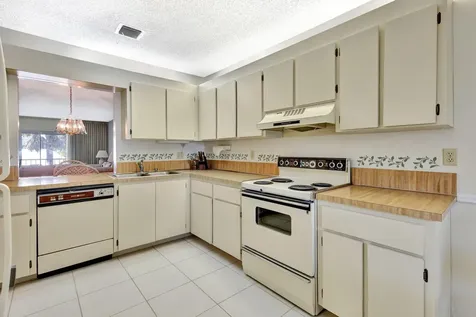 1600 Se Saint Lucie Boulevard Stuart FL 34996