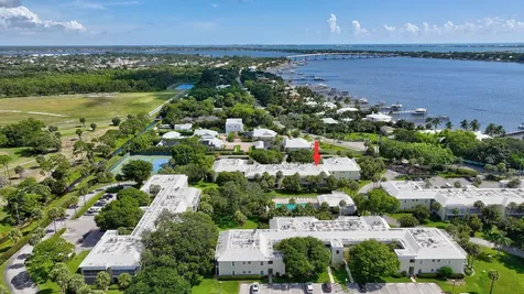 1600 Se Saint Lucie Boulevard Stuart FL 34996