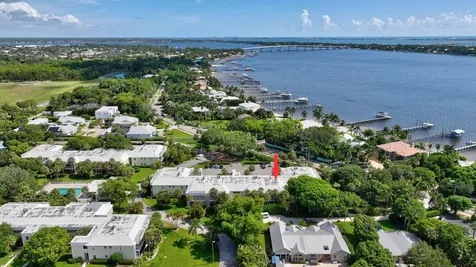 1600 Se Saint Lucie Boulevard Stuart FL 34996