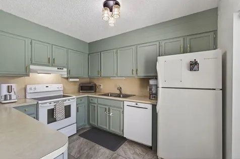 5680 Se Windsong Lane Stuart FL 34997