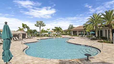 560 Se Monet Drive Port Saint Lucie FL 34984
