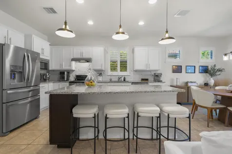 560 Se Monet Drive Port Saint Lucie FL 34984
