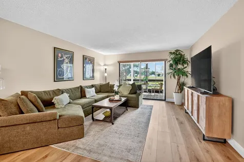 7270 Ashford Place Delray Beach FL 33446