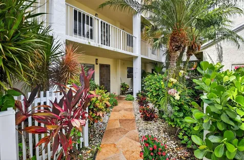 7270 Ashford Place Delray Beach FL 33446