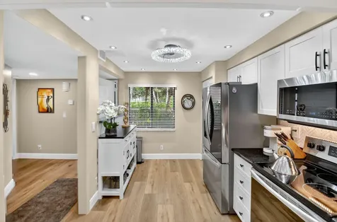 7270 Ashford Place Delray Beach FL 33446