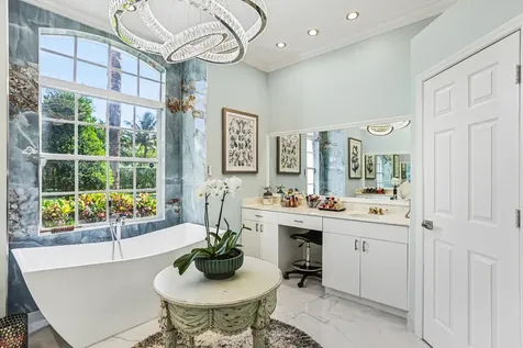 21741 Westmont Court Boca Raton FL 33428
