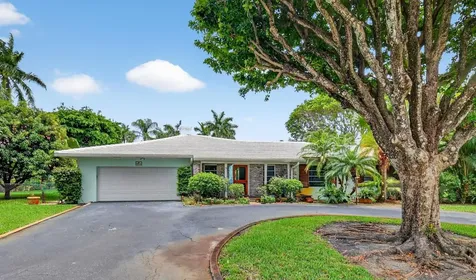 1095 Hibiscus Lane Delray Beach FL 33444