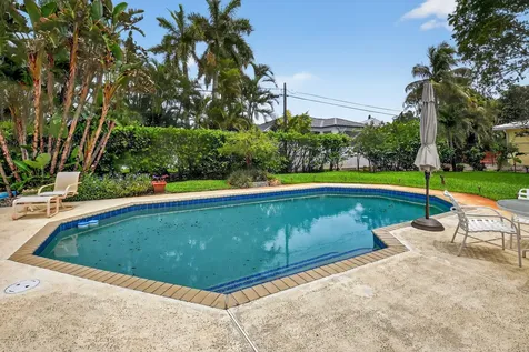 1095 Hibiscus Lane Delray Beach FL 33444