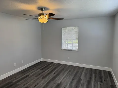 412 Ne Midvale Street Port Saint Lucie FL 34983