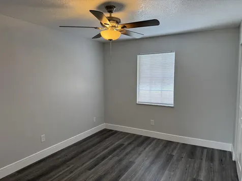 412 Ne Midvale Street Port Saint Lucie FL 34983