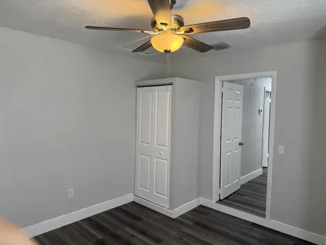 412 Ne Midvale Street Port Saint Lucie FL 34983