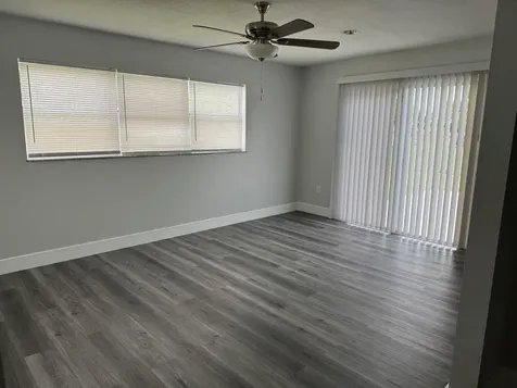 412 Ne Midvale Street Port Saint Lucie FL 34983