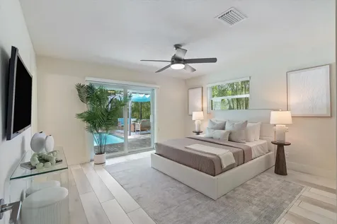 211 Nw 17th Street Delray Beach FL 33444