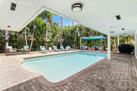 211 Nw 17th Street Delray Beach FL 33444