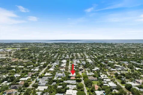 211 Nw 17th Street Delray Beach FL 33444