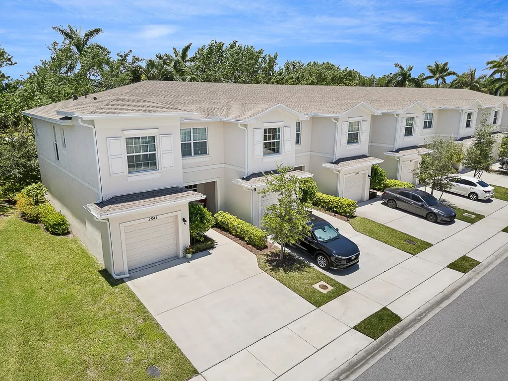 2841 Nw Treviso Circle Port Saint Lucie FL 34986