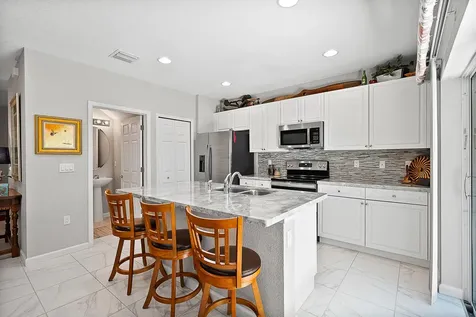 2841 Nw Treviso Circle Port Saint Lucie FL 34986