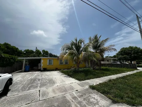 1036 S 14th Street Lantana FL 33462