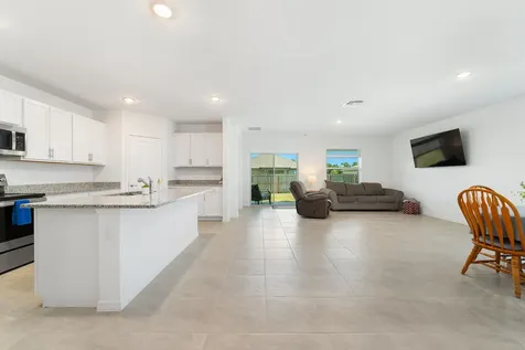 1312 Sw Calmar Avenue Port Saint Lucie FL 34953