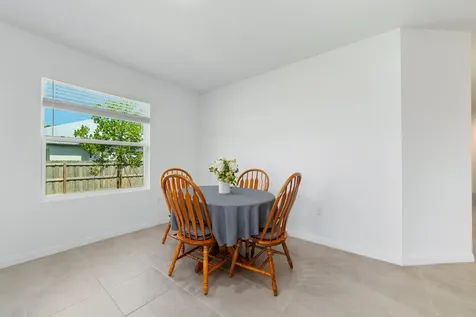 1312 Sw Calmar Avenue Port Saint Lucie FL 34953