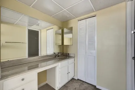 12 Royal Palm Way Boca Raton FL 33432