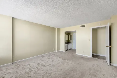 12 Royal Palm Way Boca Raton FL 33432