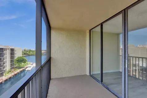 12 Royal Palm Way Boca Raton FL 33432