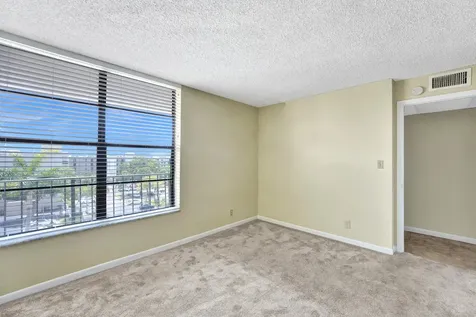 12 Royal Palm Way Boca Raton FL 33432