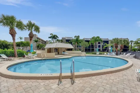 12 Royal Palm Way Boca Raton FL 33432