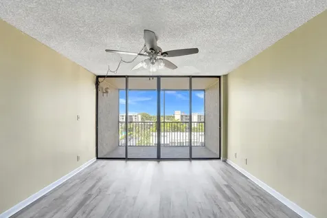 12 Royal Palm Way Boca Raton FL 33432