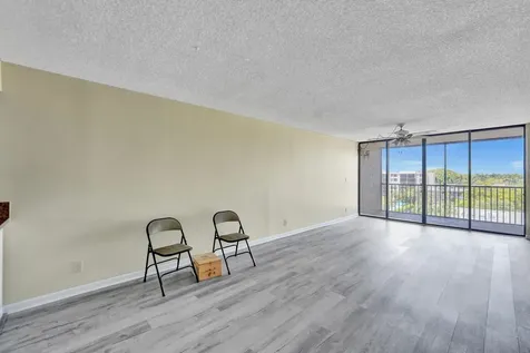 12 Royal Palm Way Boca Raton FL 33432