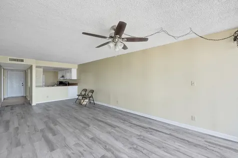 12 Royal Palm Way Boca Raton FL 33432