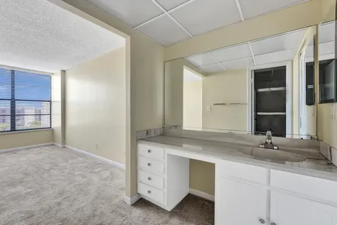 12 Royal Palm Way Boca Raton FL 33432