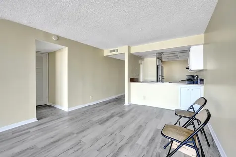 12 Royal Palm Way Boca Raton FL 33432