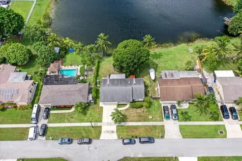 9893 Liberty Road Boca Raton FL 33434