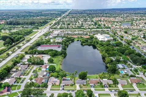 9893 Liberty Road Boca Raton FL 33434