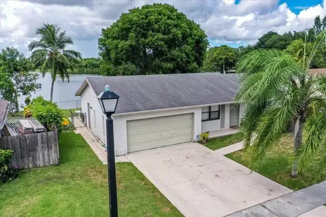 9893 Liberty Road Boca Raton FL 33434