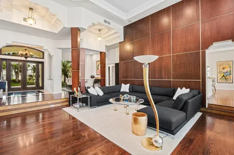 17582 Bocaire Way Boca Raton FL 33487