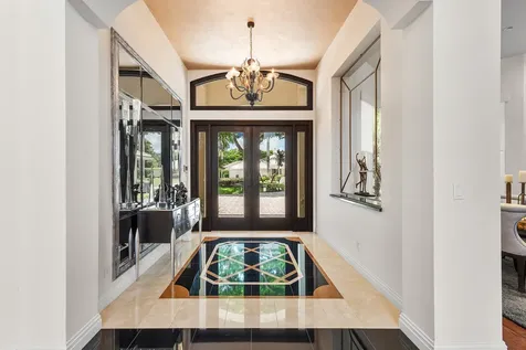 17582 Bocaire Way Boca Raton FL 33487