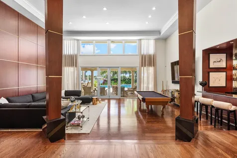 17582 Bocaire Way Boca Raton FL 33487