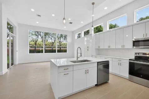 8873 Via Brilliante Wellington FL 33411