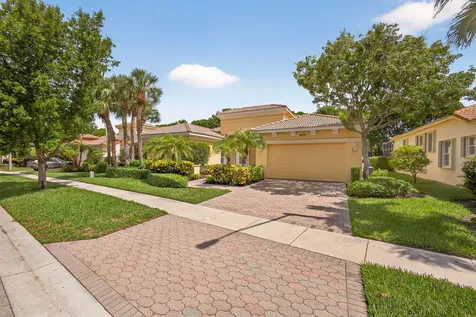 8873 Via Brilliante Wellington FL 33411