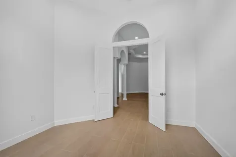 8873 Via Brilliante Wellington FL 33411