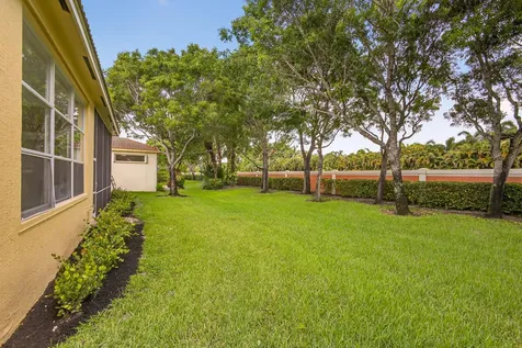 8873 Via Brilliante Wellington FL 33411