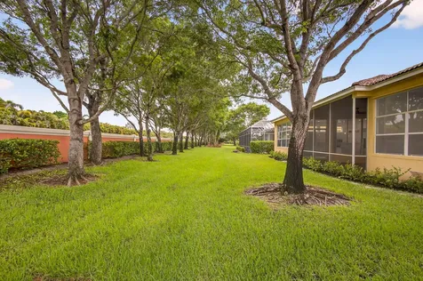 8873 Via Brilliante Wellington FL 33411