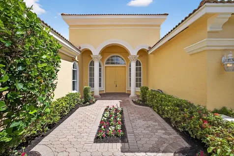 8873 Via Brilliante Wellington FL 33411