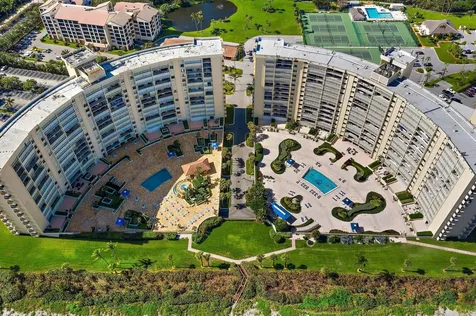 100 Ocean Trail Way Jupiter FL 33477