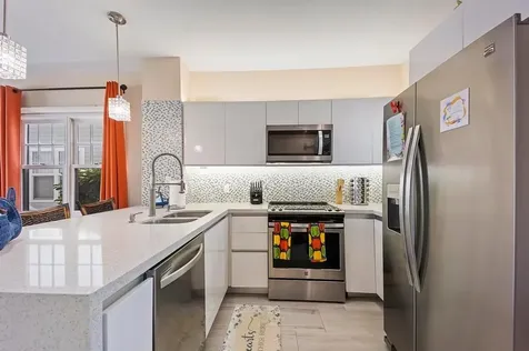 7031 Harbor Village Drive Duck Key FL 33050