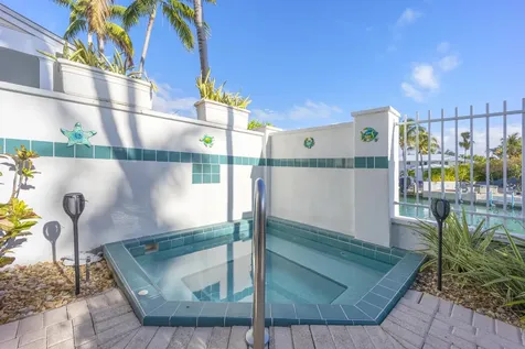 7031 Harbor Village Drive Duck Key FL 33050